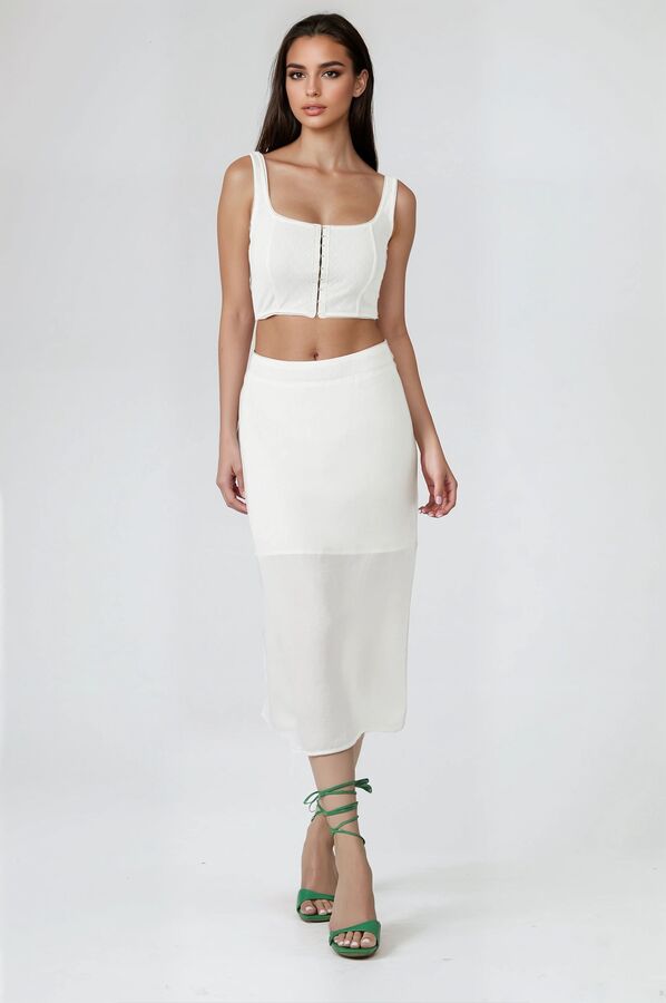 Hook-and-Eye Cropped Tank Top - Image 2