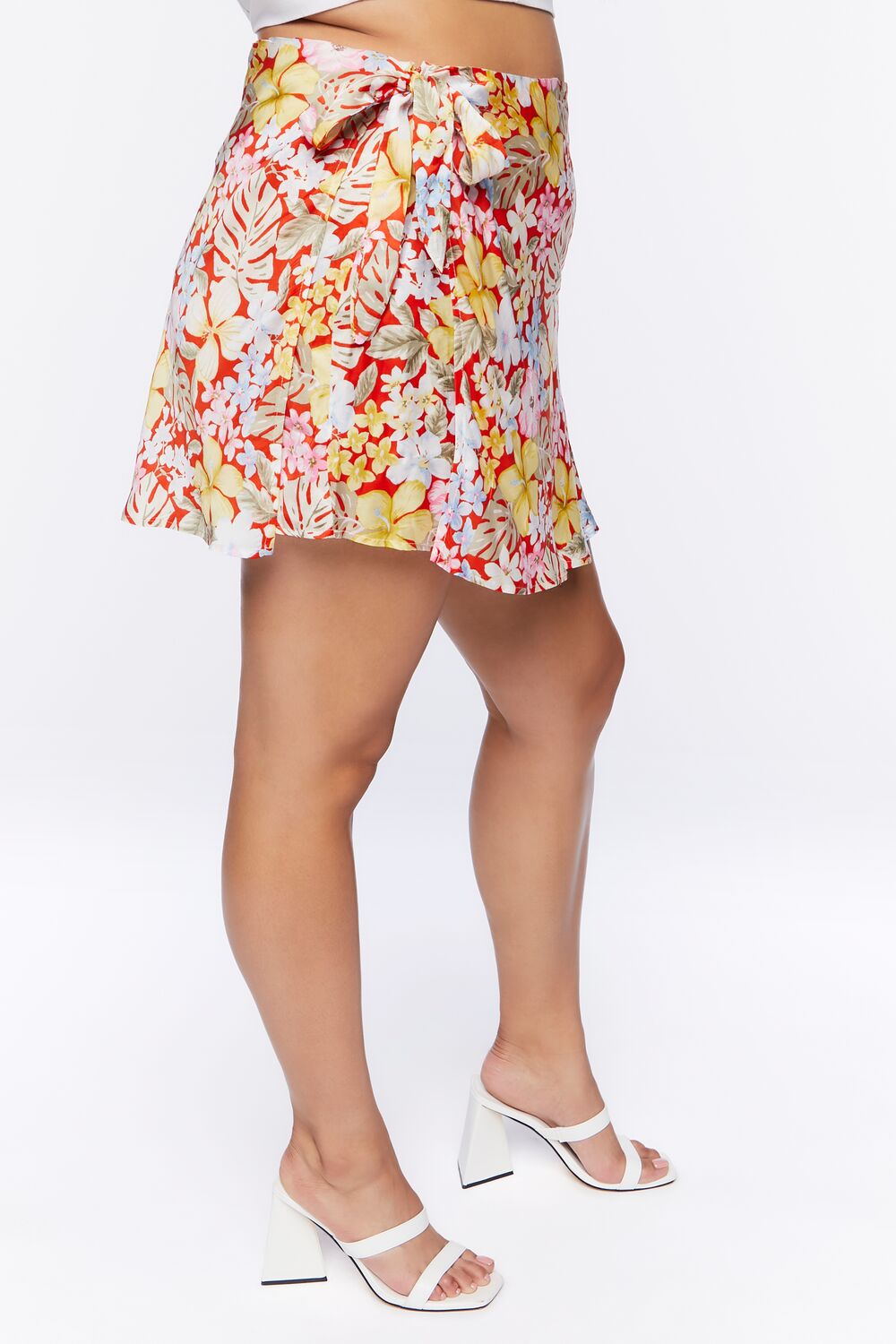 Plus Size Tropical Floral Print Mini Skirt - Image 3