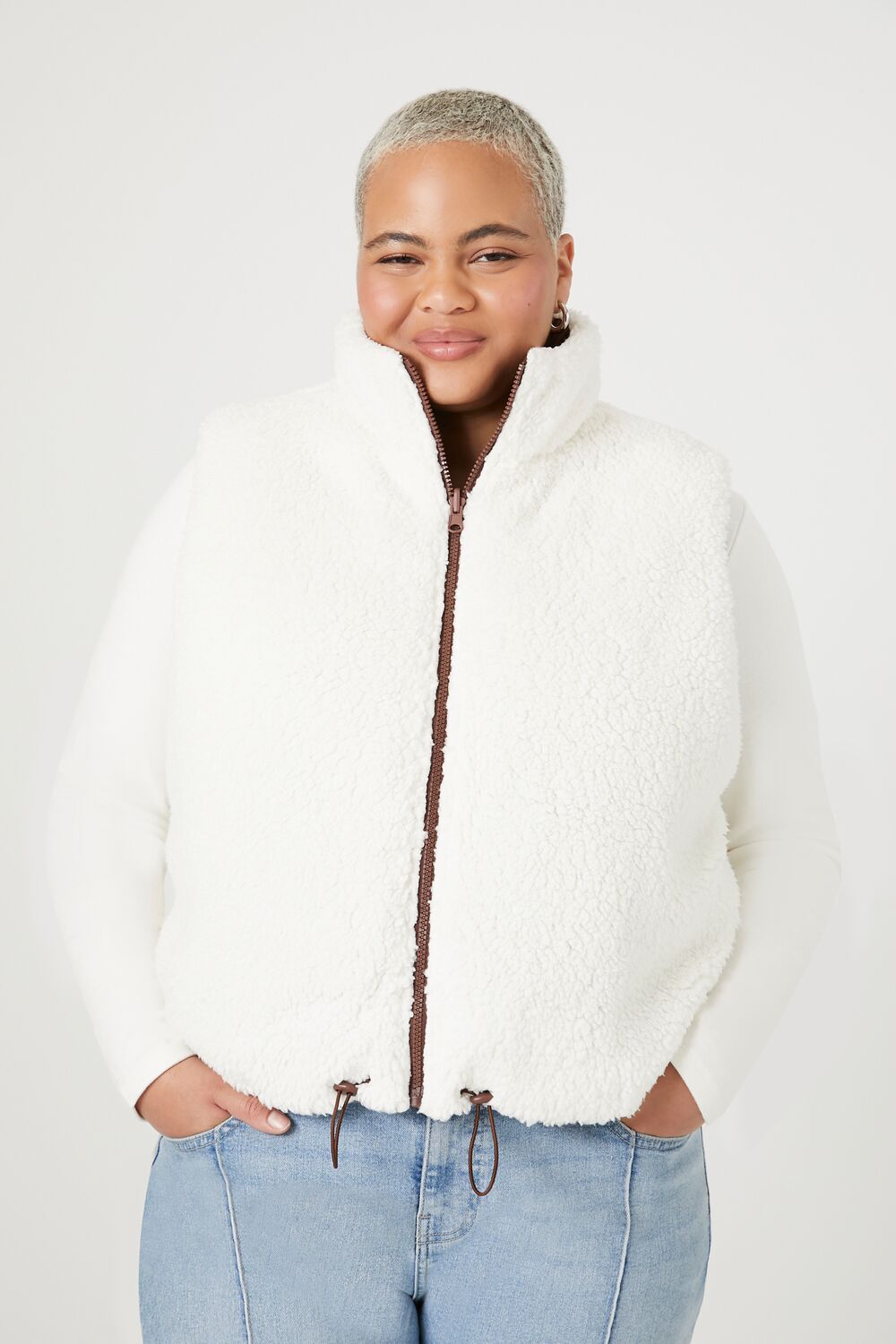 Plus Size Reversible Faux Shearling Puffer Vest - Image 5