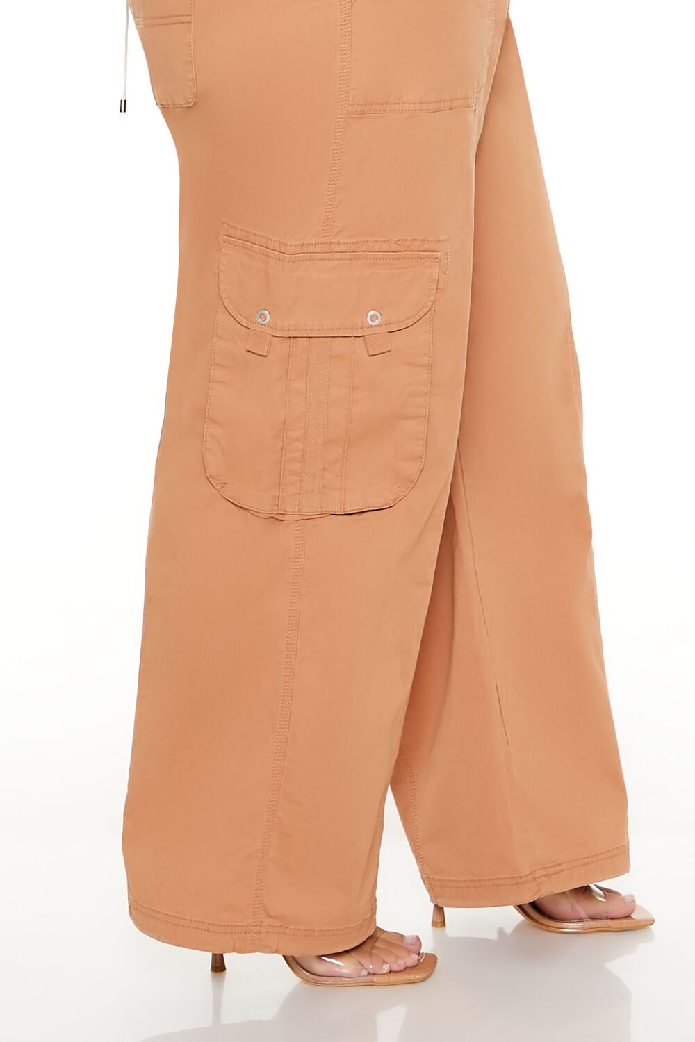 Plus Size Mid-Rise Cargo Pants - Image 5