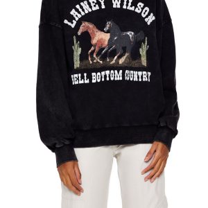 Lainey Wilson Graphic Pullover
