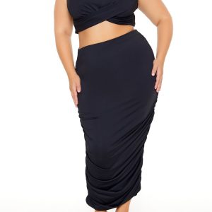 Plus Size Ruched Crop Top & Skirt Set