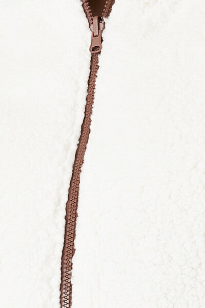 Plus Size Reversible Faux Shearling Puffer Vest - Image 6